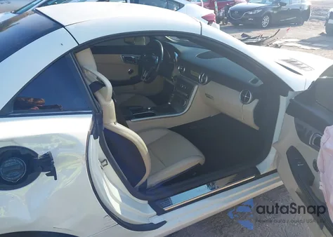 2012 Mercedes-Benz Slk 250 из США, поврежденный, VIN WDDPK4HA3CF036155